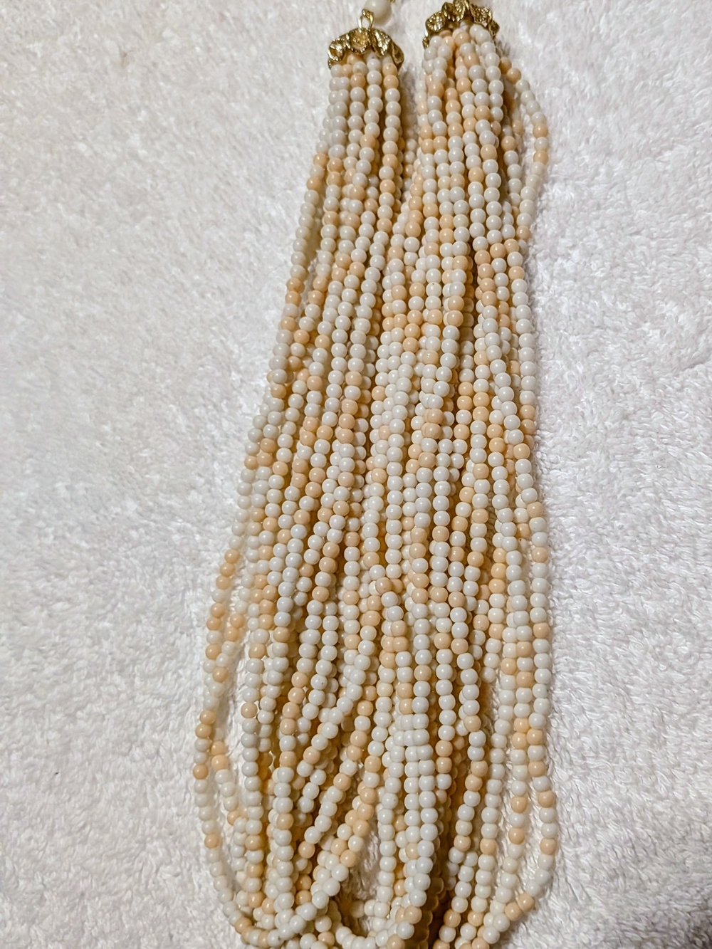 Vintage Japan Multi Strand Cream/Tan Beaded Necklace Gold Filigree 18" - Picture 9 of 9